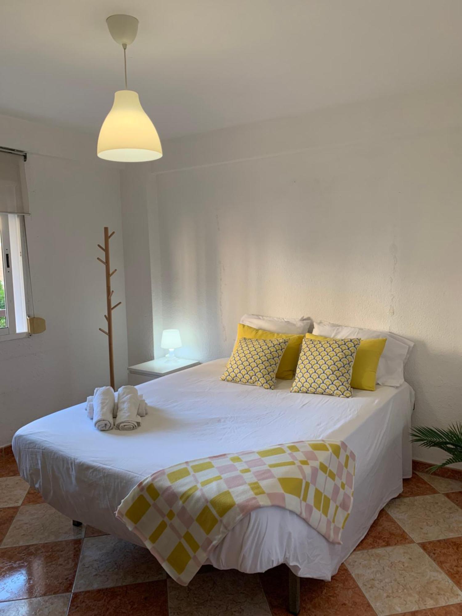 Bueno, Bonito Y Barato Appartement Málaga Buitenkant foto