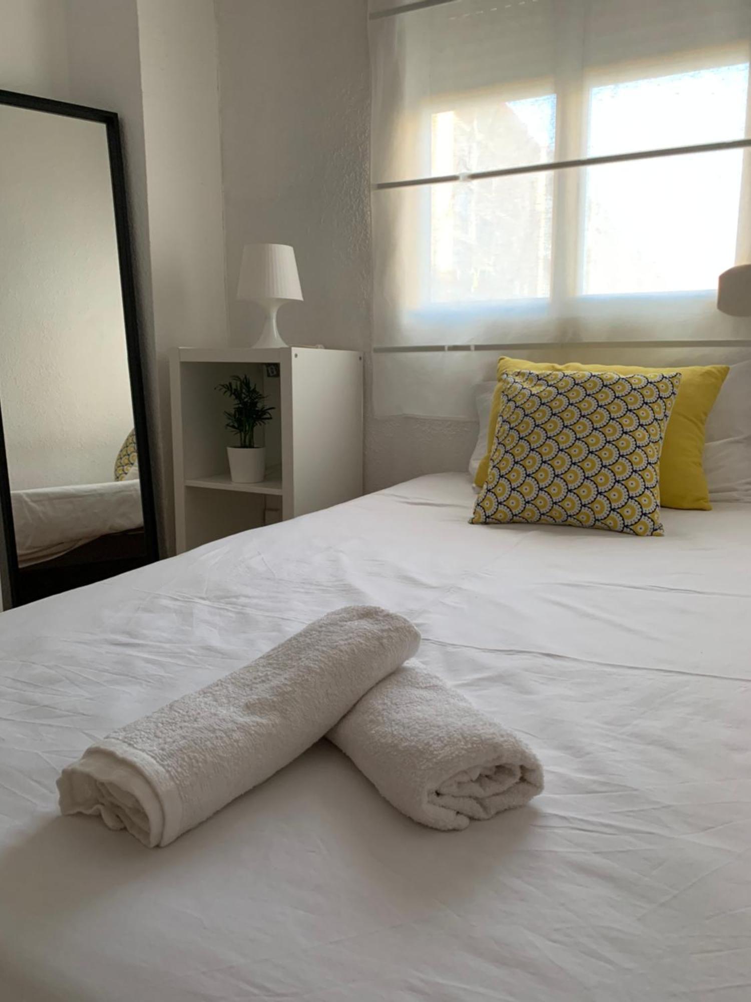 Bueno, Bonito Y Barato Appartement Málaga Buitenkant foto