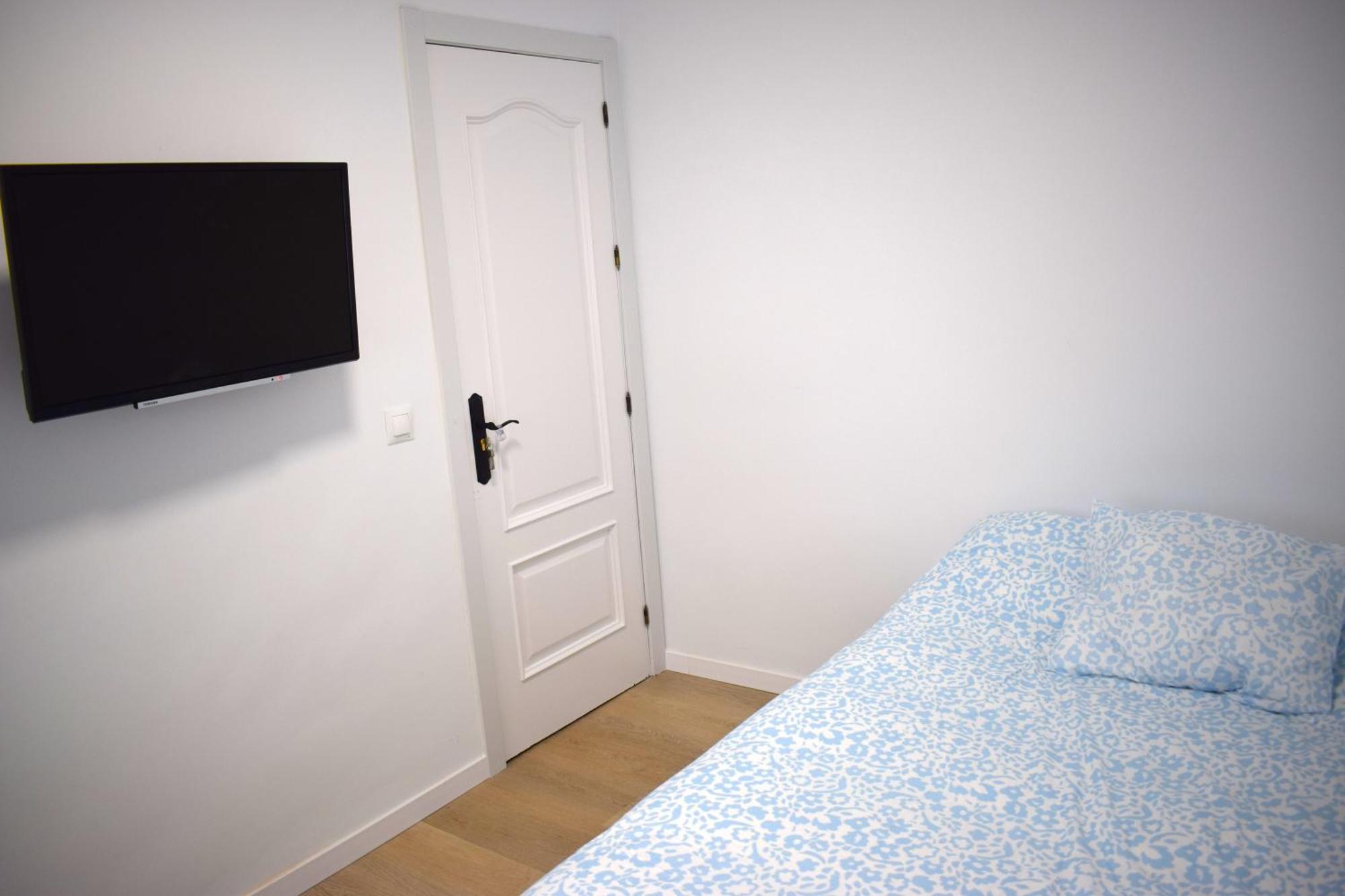 Bueno, Bonito Y Barato Appartement Málaga Buitenkant foto